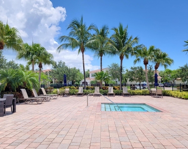183 Rudder Cay Way - Photo Thumbnail 35
