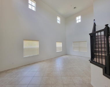 183 Rudder Cay Way - Photo Thumbnail 6
