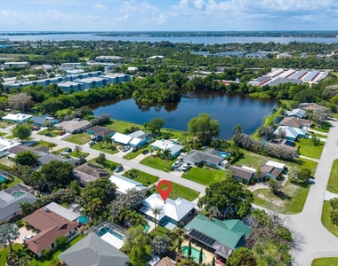687 Ne Maranta - Photo Thumbnail 32