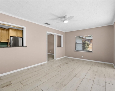 687 Ne Maranta - Photo Thumbnail 13