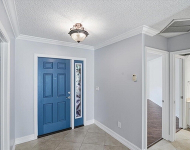 21583 Villa Nova Drive - Photo Thumbnail 4