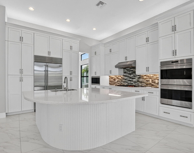 9168 Benedetta Place - Photo Thumbnail 5