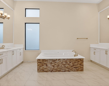 9168 Benedetta Place - Photo Thumbnail 17