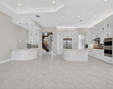 9168 Benedetta Place - Photo Thumbnail 4