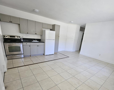 2032 Ne 168th Street - Photo Thumbnail 4
