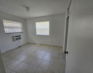 2032 Ne 168th Street - Photo Thumbnail 7