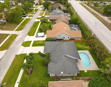 542 Indigo Avenue - Photo Thumbnail 35