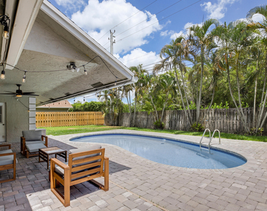 542 Indigo Avenue - Photo Thumbnail 27