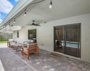 542 Indigo Avenue - Photo Thumbnail 30