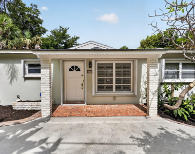 606 Paulina Road - Photo Thumbnail 2