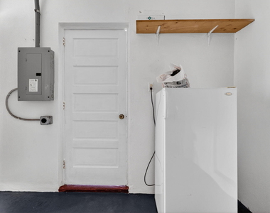 606 Paulina Road - Photo Thumbnail 20