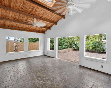 606 Paulina Road - Photo Thumbnail 41