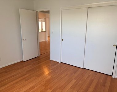1009 Sw 3rd Way - Photo Thumbnail 8