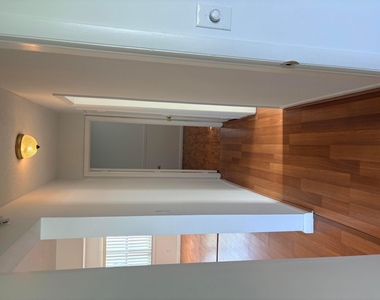1009 Sw 3rd Way - Photo Thumbnail 6