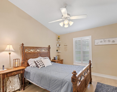 1401 Mahogany Place - Photo Thumbnail 16