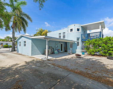 1779 Len Drive - Photo Thumbnail 4