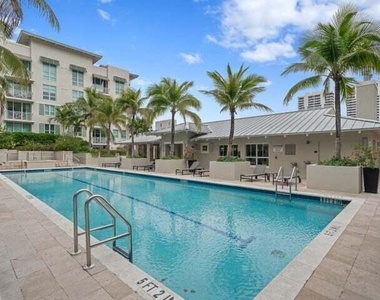 480 Hibiscus Street - Photo Thumbnail 26