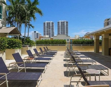 480 Hibiscus Street - Photo Thumbnail 31