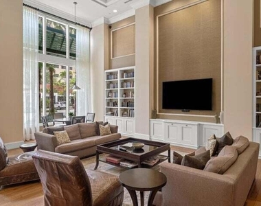480 Hibiscus Street - Photo Thumbnail 19