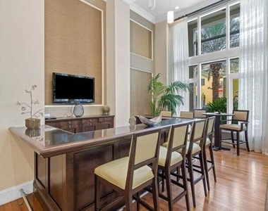 480 Hibiscus Street - Photo Thumbnail 16