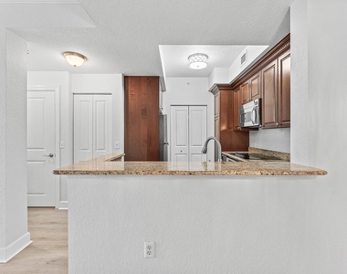 3308 Renaissance Way - Photo Thumbnail 8