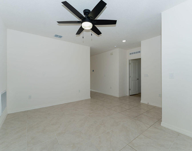 138 Sw Carter Avenue - Photo Thumbnail 20
