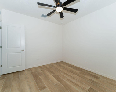 138 Sw Carter Avenue - Photo Thumbnail 24