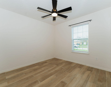 138 Sw Carter Avenue - Photo Thumbnail 23