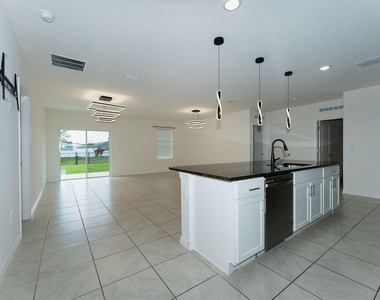 138 Sw Carter Avenue - Photo Thumbnail 16