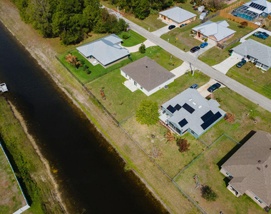 138 Sw Carter Avenue - Photo Thumbnail 8