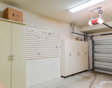 9687 Lago Drive - Photo Thumbnail 17
