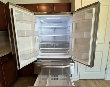 1020 Cunningham Farm Drive - Photo Thumbnail 11