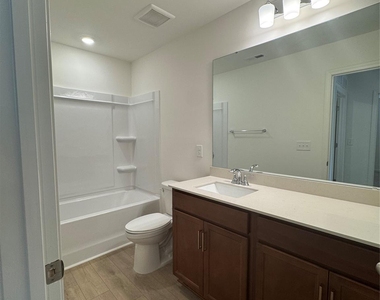 1020 Cunningham Farm Drive - Photo Thumbnail 28