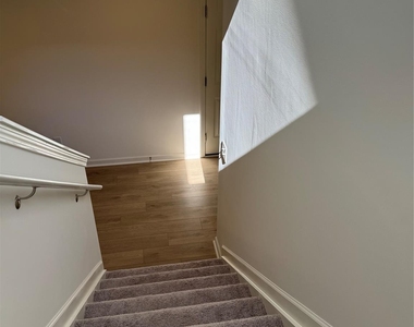 1020 Cunningham Farm Drive - Photo Thumbnail 18
