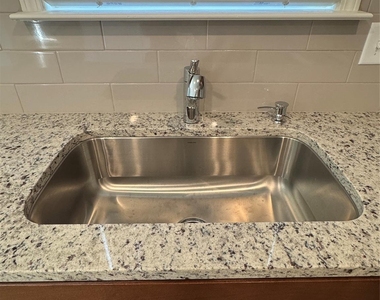 1020 Cunningham Farm Drive - Photo Thumbnail 12