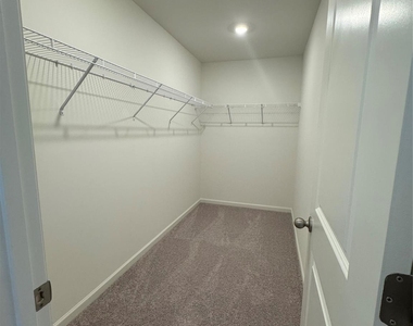 1020 Cunningham Farm Drive - Photo Thumbnail 23