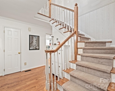 16003 Molokai Drive - Photo Thumbnail 7