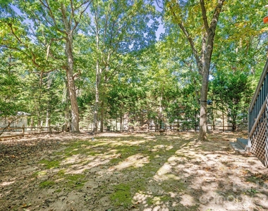 16003 Molokai Drive - Photo Thumbnail 29