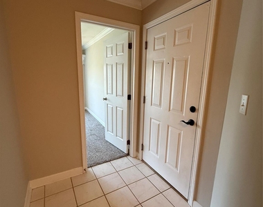 7834 Village Harbor Drive - Photo Thumbnail 8