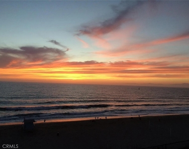 702 S Pacific Coast Highway - Photo Thumbnail 3