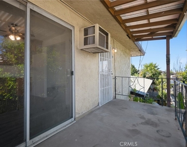1234 W Rosewood Court - Photo Thumbnail 17