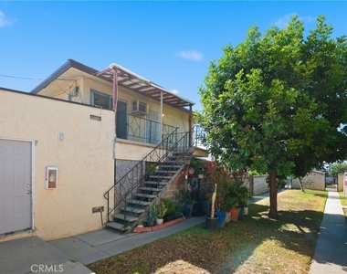 1234 W Rosewood Court - Photo Thumbnail 18