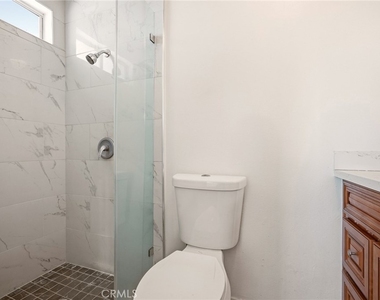 1234 W Rosewood Court - Photo Thumbnail 11