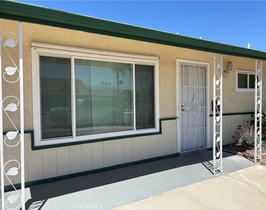 471 Whitney - Photo Thumbnail 1