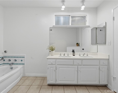 5618 Wilhelmina Avenue - Photo Thumbnail 21