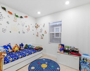 23768 Wilcox - Photo Thumbnail 11