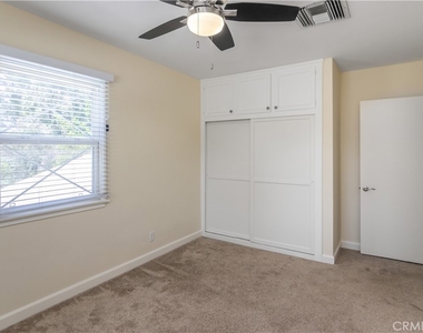 22436 Ave San Luis - Photo Thumbnail 13