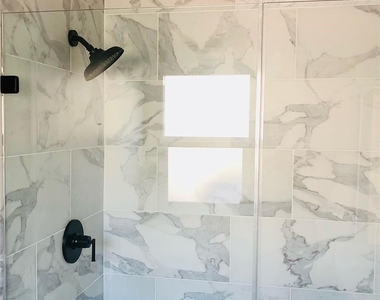 5427 W 135th Street - Photo Thumbnail 13