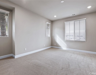 19109 Azul Lane - Photo Thumbnail 10