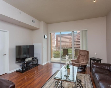 388 E Ocean Boulevard - Photo Thumbnail 7